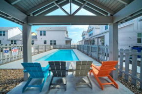 Surf Shack by AvantStay Pool Near EateriesBars